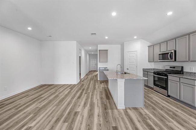 5660 Woodduck, House other with 4 bedrooms, 3 bathrooms and 2 parking in Orange TX | Image 7
