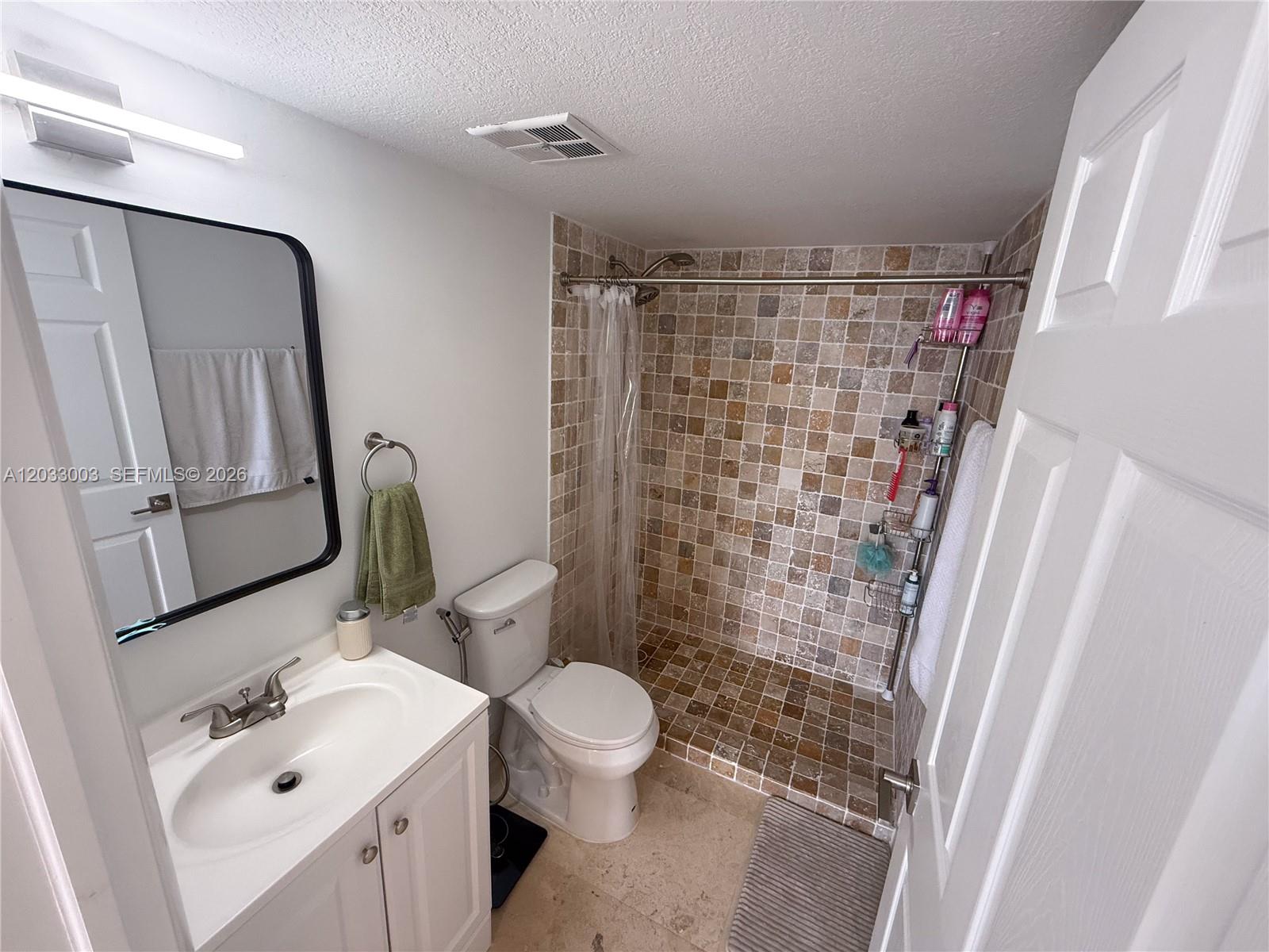 Residential Lease in Hialeah 5