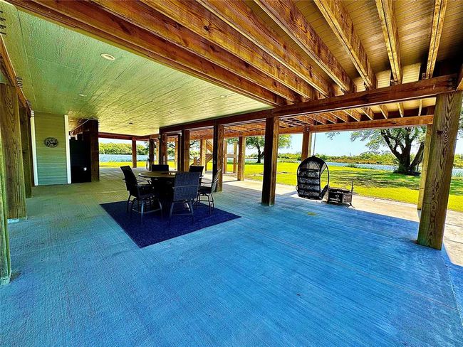 7165 Backridge Rd, House other with 6 bedrooms, 7 bathrooms and 2 parking in Sabine Pass TX | Image 5