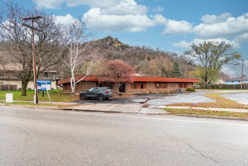 2031 32nd St S, La Crosse, WI, 54601-7099 | Card Image