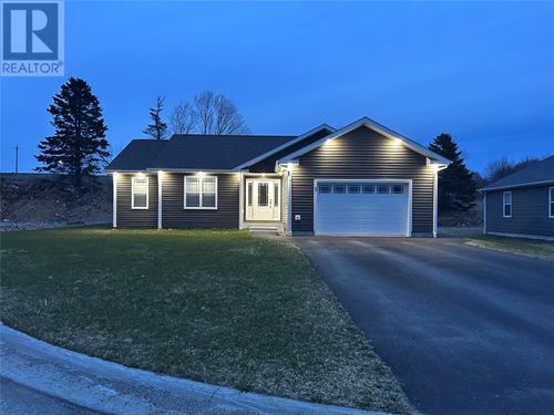 5 Pioneer Dr, Stephenville, NL, A2N0G7 | Card Image