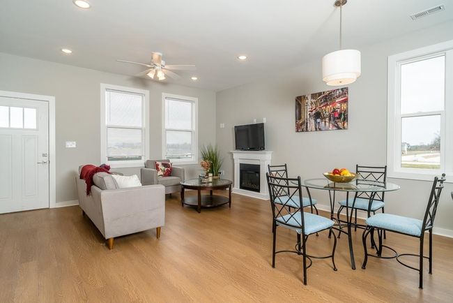 1524 Crownpoint Dr, Townhouse with 3 bedrooms, 2 bathrooms and null parking in Rockingham VA | Image 8