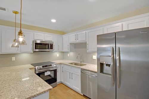 5026 Village Alley, North Charleston, SC, 29405 | Card Image