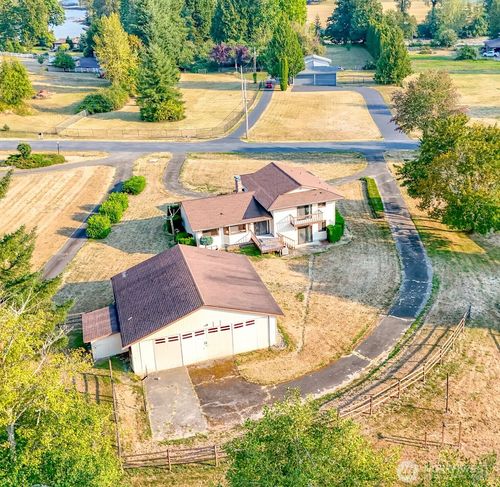 36016 Se 49th St, Fall City, WA, 98024-9714 | Card Image