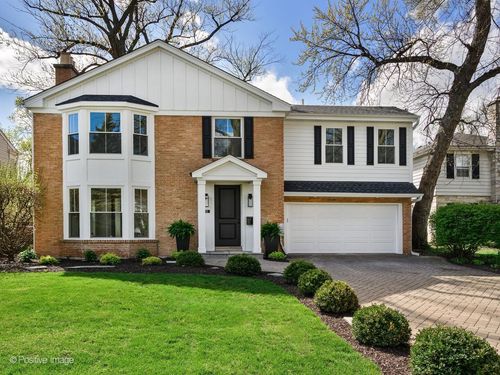 915 Pontiac Rd, Wilmette, IL, 60091-1348 | Card Image