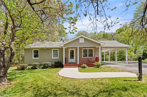 3712 N Old 52 Rd, Pinnacle, NC, 27043-8487 | Card Image