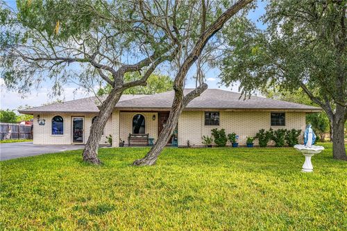 210 W D Ave, Kingsville, TX, 78363-3731 | Card Image