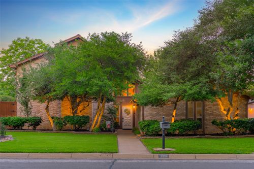 2801 Shadow Dr W, Arlington, TX, 76006-2762 | Card Image