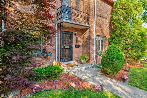 5500 Harvard Rd, Detroit, MI, 48224-2164 | Card Image