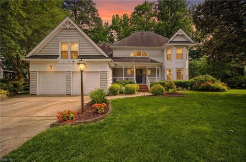 813 Loch Island Dr, Chesapeake, VA, 23320-2008 | Card Image