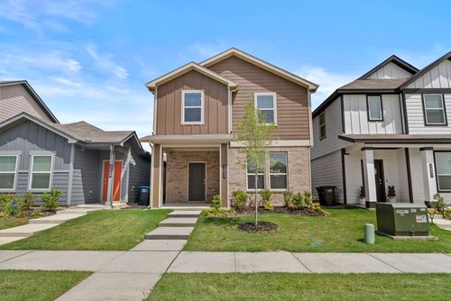 3053 Pecan Farm Ln, Fort Worth, TX, 76140-5667 | Card Image