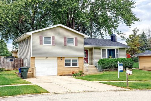 126 Bunkerhill Ave, South Elgin, IL, 60177-1805 | Card Image