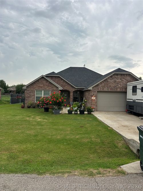 136 Glenbrook, Calera, OK, 74730 | Card Image
