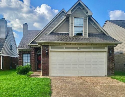 8326 Twin Rivers Dr, Cordova, TN, 38016-6018 | Card Image