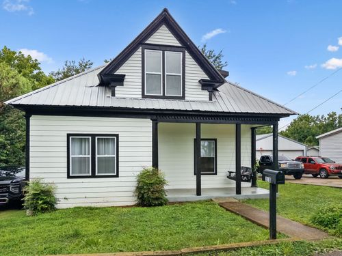 118 Nall Ave, Centerville, TN, 37033-1823 | Card Image