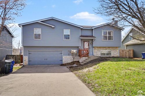 2501 Alister Drive, Lawrence, KS, 66049 | Card Image