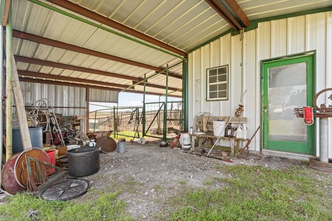 tack room, corral, tractor shed | Image 38