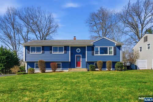 28 Lord Stirling Drive, Par-troy Hills Twp., NJ, 07054 | Card Image