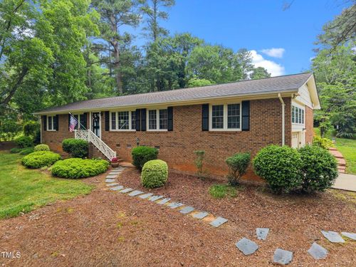 1605 Beechwood Dr, Raleigh, NC, 27609-4104 | Card Image