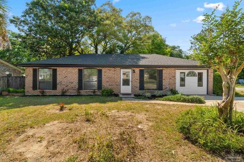 7775 Marlow St, Pensacola, FL, 32514-6182 | Card Image