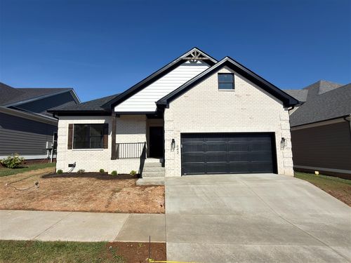 643 Boston Park Dr, Bowling Green, KY, 42103-6902 | Card Image