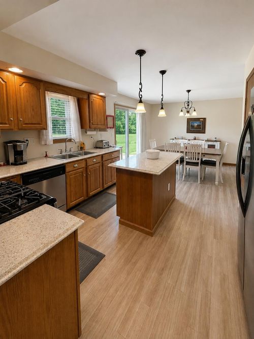 17 Whitetail Cir, Williamsport, IN, 47993-1087 | Card Image