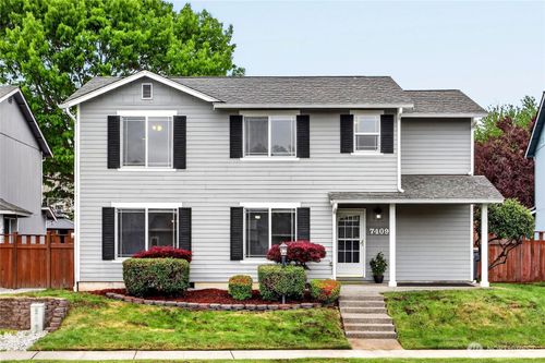 7409 Village Drive, Sumner, WA, 98390 | Card Image