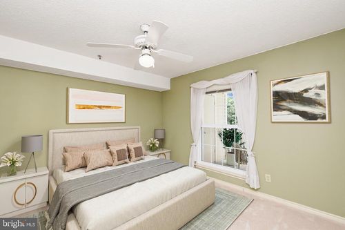 unit-313-1524 Lincoln Way, MCLEAN, VA, 22102-5861 | Card Image