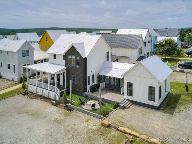 56 Center Ln, House other with 4 bedrooms, 4 bathrooms and null parking in Carlton Landing OK | Image 44