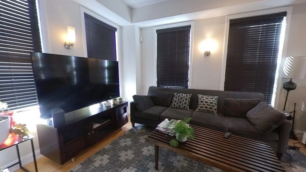 Residential Lease in Chelsea 3