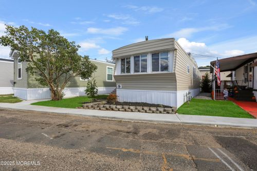 9 Avenue A, Keansburg, NJ, 07734-3203 | Card Image