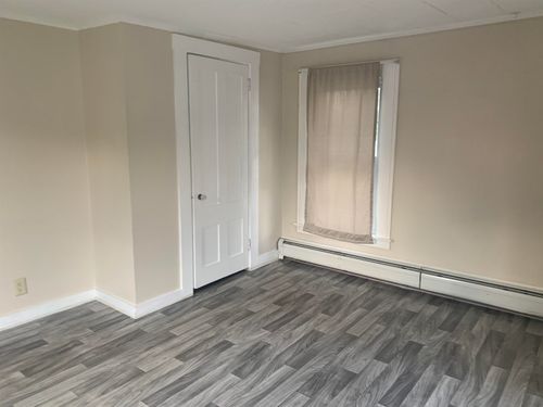 36 Union St, Somersworth, NH, 03878-3230 | Card Image