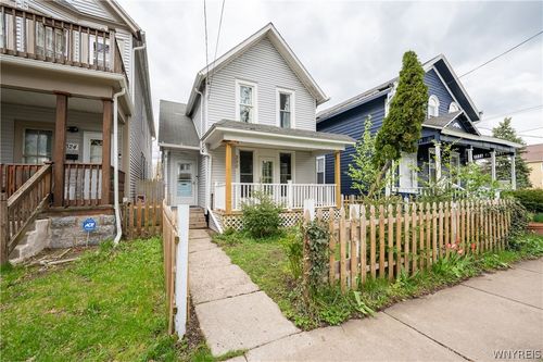 330 Dearborn St, Buffalo, NY, 14207-2719 | Card Image