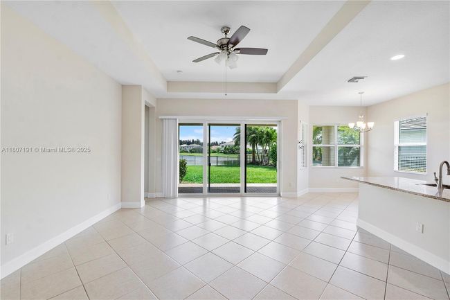 15917 - 15917 Rain Lilly Way, House other with 3 bedrooms, 2 bathrooms and null parking in Westlake FL | Image 7