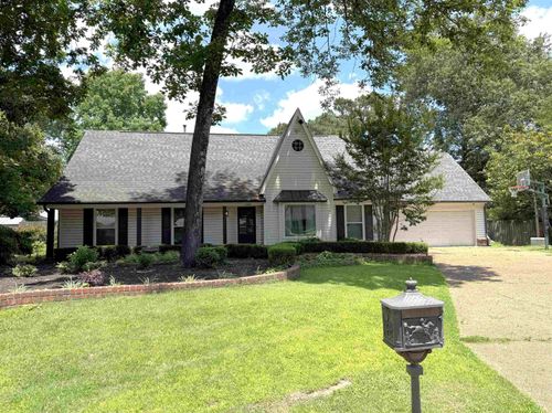 1602 Bubbling Brook Dr, Germantown, TN, 38138 | Card Image