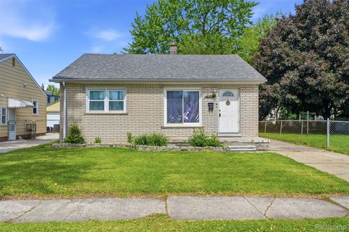 17447 Prospect St, Melvindale, MI, 48122-1129 | Card Image