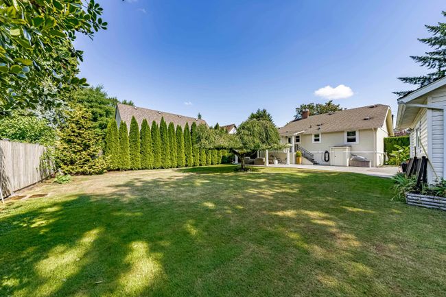 20994 Old Yale Road, House other with 3 bedrooms, 1 bathrooms and 5 parking in Langley BC | Image 10