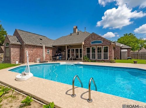 38313 Oakleigh Ln, Prairieville, LA, 70769-4366 | Card Image
