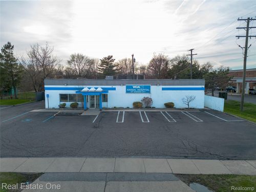 2085 Inkster Rd, Garden City, MI, 48135-2937 | Card Image