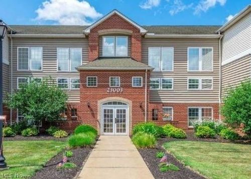 104-23003 Chandlers Ln, Olmsted Falls, OH, 44138-3267 | Card Image