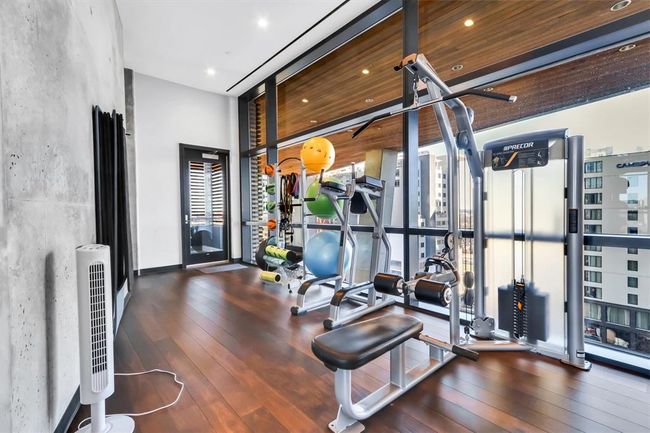 APT-2107 - 70 Rainey St, Condo with 2 bedrooms, 2 bathrooms and 1 parking in Austin TX | Image 30