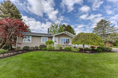2740 Barry Street, Hudsonville, MI, 49426 | Card Image