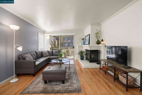 641 Chadwick Ln, Bay Point, CA, 94565-3287 | Card Image