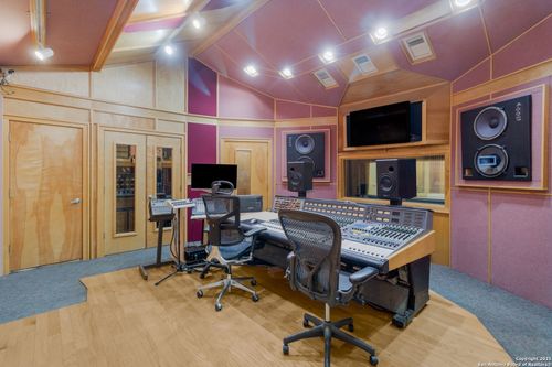 25802 Hazy Holw, San Antonio, TX, 78255-3500 | Card Image