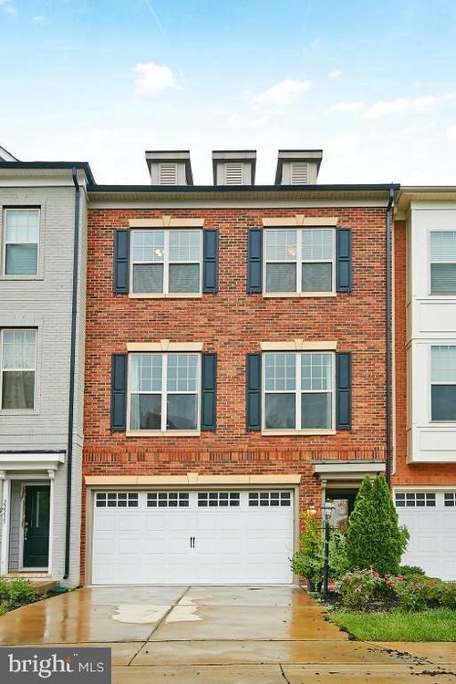22233 Falling Ter, ASHBURN, VA, 20148-6776 | Card Image