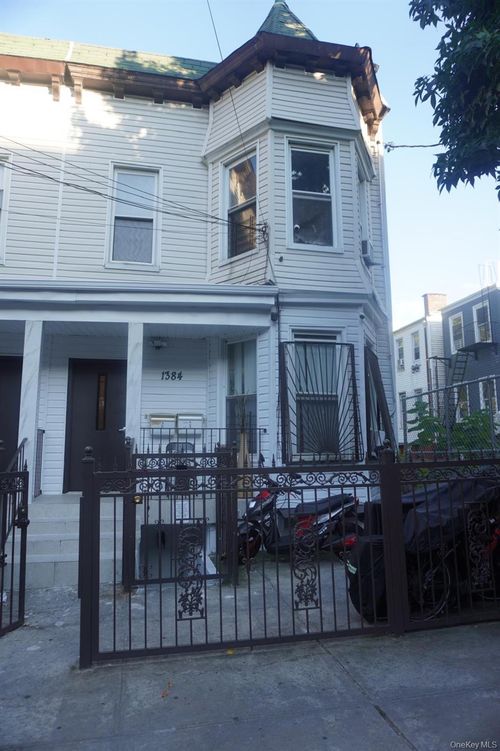 1384 Clinton Ave, Bronx, NY, 10456-2508 | Card Image