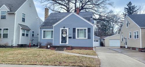 3664 Sherbrooke Rd, Toledo, OH, 43613-5052 | Card Image