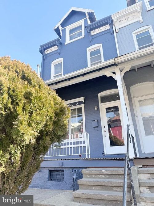 341 Pear Street, READING, PA, 19601 | Card Image