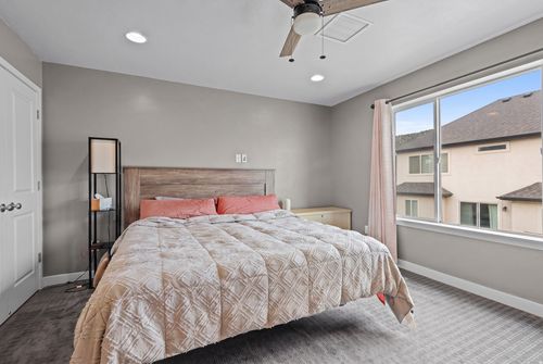 7091 N Mountain Field Dr, Eagle Mountain, UT, 84005-6550 | Card Image