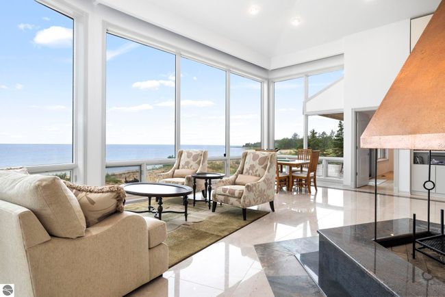 5343 Michibay Dr, House other with 5 bedrooms, 4 bathrooms and null parking in Manistique MI | Image 17